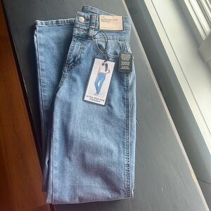 NWT BCBGeneration BCBG jeans ultra high rise straight size 0/24 pants